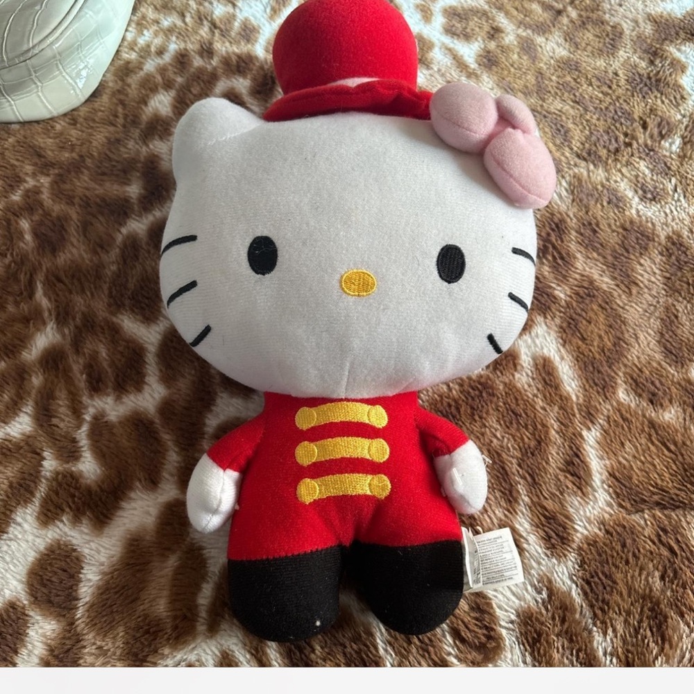 Hello kitty plushy
